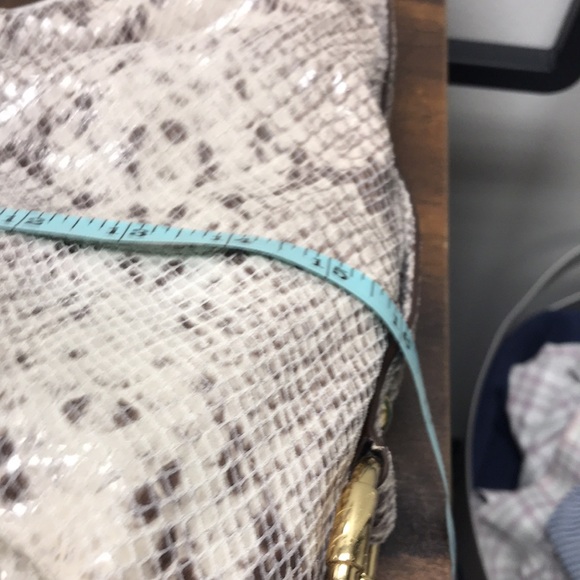 NWT Michael Kors Snakeskin Embossed Leather Hobo Bag - Picture 7 of 11